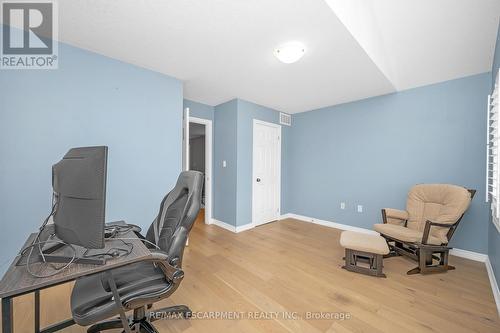 44 Pelech Crescent, Hamilton, ON - Indoor Photo Showing Bathroom