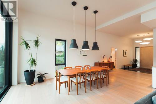 988  3A Highway, Nelson, BC - Indoor Photo Showing Dining Room