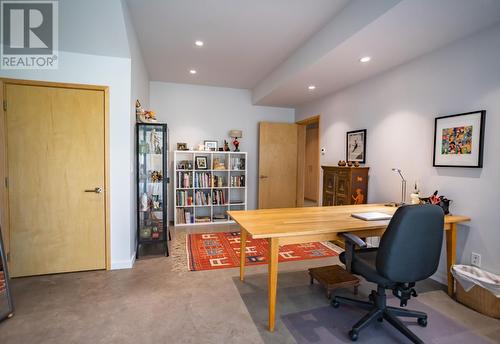 988  3A Highway, Nelson, BC - Indoor Photo Showing Office