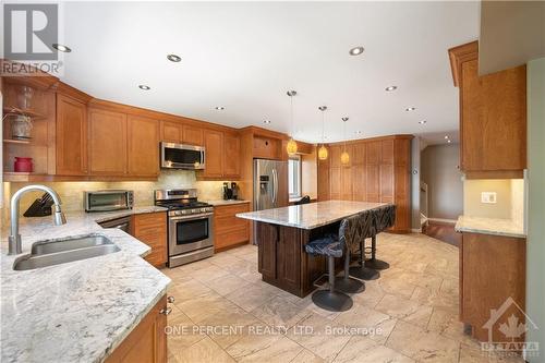 58 Townsend Drive, Ottawa, ON - Indoor Photo Showing Kitchen With Stainless Steel Kitchen With Double Sink With Upgraded Kitchen