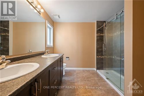 58 Townsend Drive, Ottawa, ON - Indoor Photo Showing Bathroom