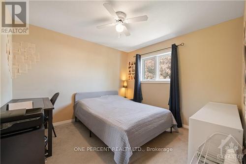 58 Townsend Drive, Ottawa, ON - Indoor Photo Showing Bedroom