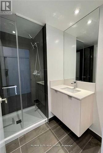 1408 - 195 Redpath Avenue, Toronto, ON - Indoor Photo Showing Bathroom