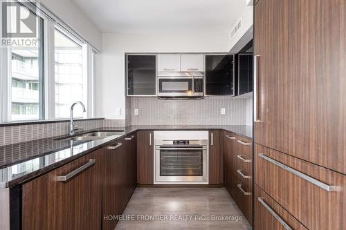 2005 - 5162 Yonge Street, Toronto, ON - Indoor Photo Showing Kitchen With Double Sink With Upgraded Kitchen