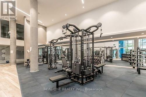 714 - 161 Roehampton Avenue, Toronto, ON - Indoor Photo Showing Gym Room