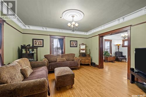 Thompson Acreage, Prince Albert Rm No. 461, SK - Indoor Photo Showing Living Room