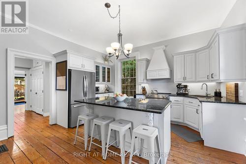 28 University Avenue W, Cobourg, ON - Indoor Photo Showing Kitchen With Stainless Steel Kitchen With Upgraded Kitchen