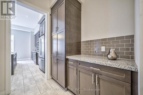 53 St Ives Crescent, Whitby, ON - Indoor Photo Showing Kitchen