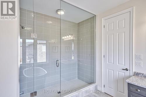 53 St Ives Crescent, Whitby, ON - Indoor Photo Showing Bathroom