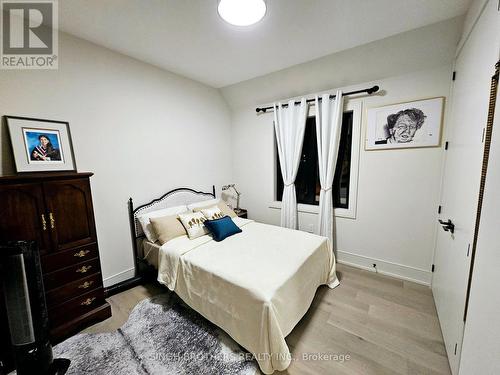 150 Sheldon Avenue, Toronto, ON - Indoor Photo Showing Bedroom