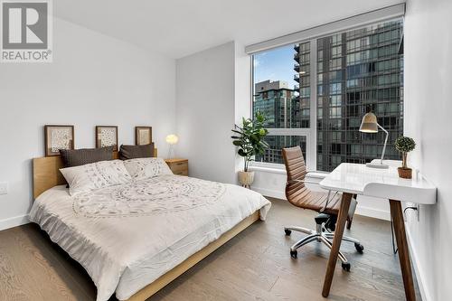 130X 620 Cardero Street, Vancouver, BC - Indoor Photo Showing Bedroom