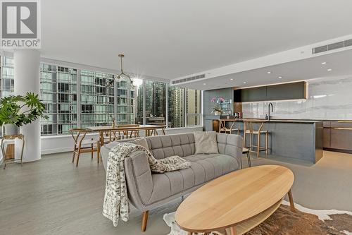 130X 620 Cardero Street, Vancouver, BC - Indoor