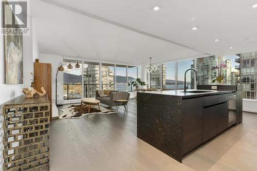 130X 620 Cardero Street, Vancouver, BC - Indoor Photo Showing Kitchen