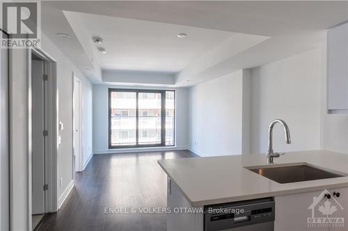 804 - 180 George Street, Ottawa, ON - Indoor Photo Showing Kitchen