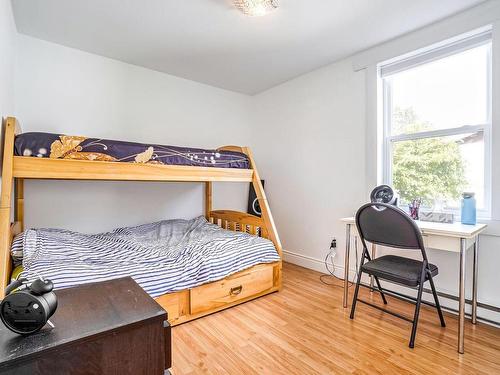 Chambre Ã Â coucher - 6110 Rue Brodeur, Brossard, QC - Indoor Photo Showing Bedroom