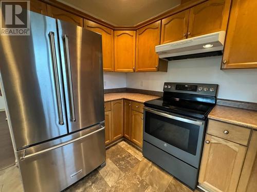 Upper Floor 20220 Chigwell Street, Maple Ridge, BC - Indoor Photo Showing Kitchen