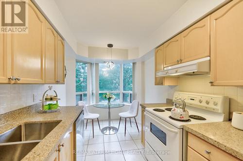 202 - 35 Finch Avenue E, Toronto, ON - Indoor Photo Showing Kitchen