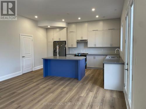 1 - 670 Park Road, Innisfil, ON - Indoor Photo Showing Kitchen