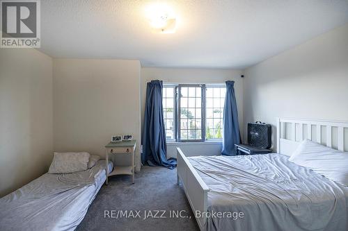 517 Old Harwood Avenue, Ajax (Central), ON - Indoor Photo Showing Bedroom