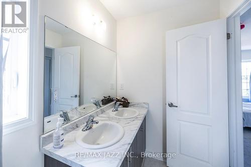 517 Old Harwood Avenue, Ajax (Central), ON - Indoor Photo Showing Bathroom