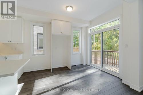 1440 Rose Way, Milton, ON - Indoor Photo Showing Other Room