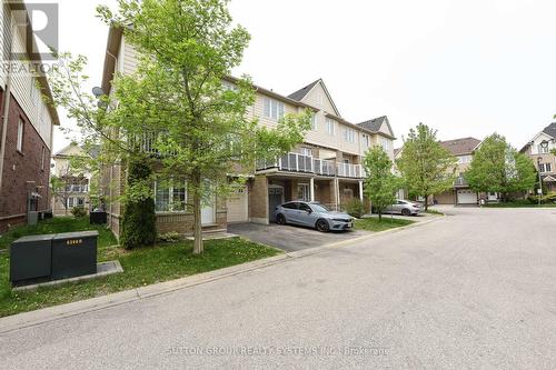 92 - 620 Ferguson Drive, Milton, ON - Outdoor