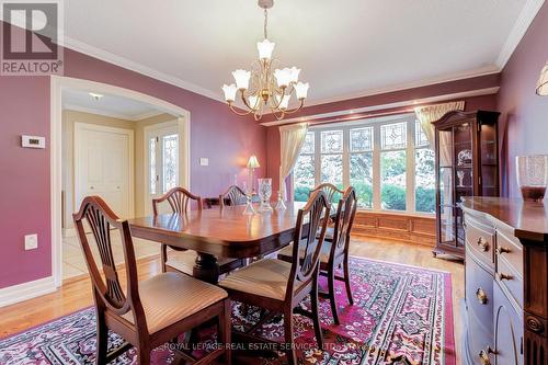 716 Cameron Court, Mississauga, ON - Indoor Photo Showing Dining Room