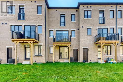 1488 Yellow Rose Circle, Oakville, ON - Outdoor