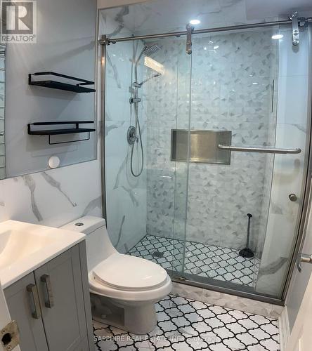 60 Nahani Way, Mississauga, ON - Indoor Photo Showing Bathroom