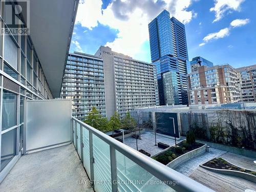 720 - 386 Yonge Street, Toronto, ON - Outdoor With Balcony