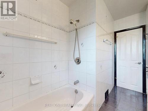 6 Morewood Crescent, Toronto, ON - Indoor Photo Showing Bathroom