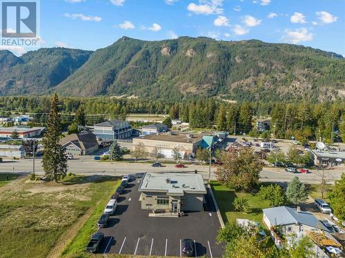 433 Main Street, Sicamous, BC 