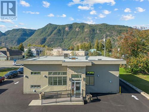 433 Main Street, Sicamous, BC 