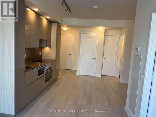 1406 - 28 Freeland Street, Toronto, ON - Indoor Photo Showing Kitchen