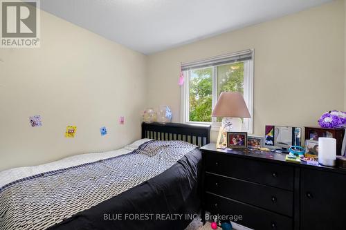 8 Elgin Street, Newbury, ON - Indoor Photo Showing Bedroom