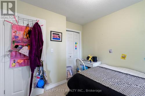 8 Elgin Street, Newbury, ON - Indoor Photo Showing Bedroom