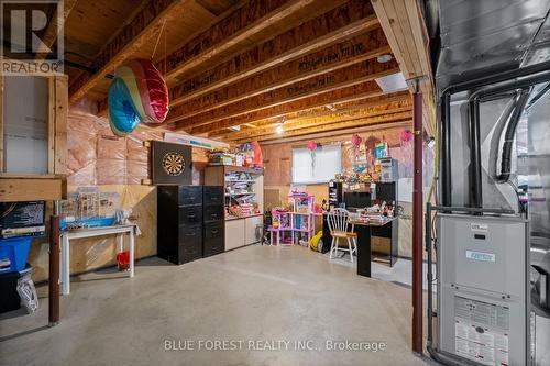 8 Elgin Street, Newbury, ON - Indoor Photo Showing Basement