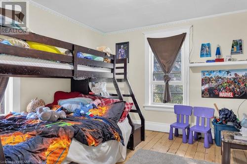 112 Wellington Street N, Woodstock, ON - Indoor Photo Showing Bedroom