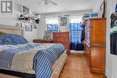 112 Wellington Street N, Woodstock, ON - Indoor Photo Showing Bedroom