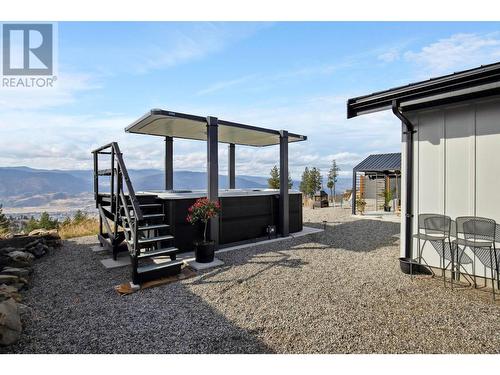 2137 Carmi Road, Penticton, BC - Outdoor