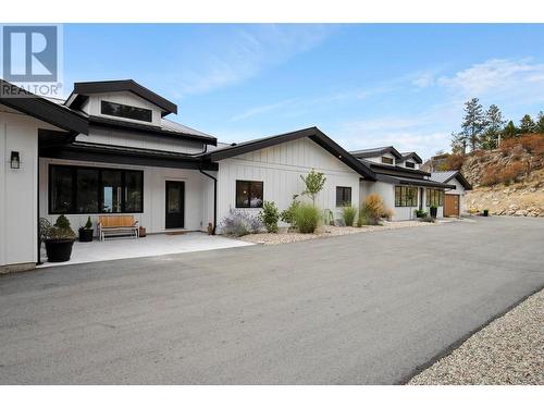 2137 Carmi Road, Penticton, BC - Outdoor With Facade