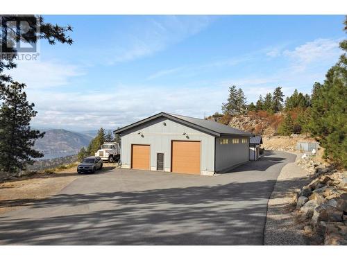 2137 Carmi Road, Penticton, BC - Outdoor