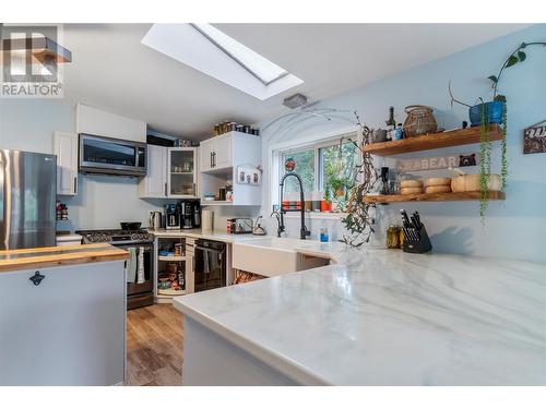 668 Mobley Road, Tappen, BC - Indoor Photo Showing Kitchen