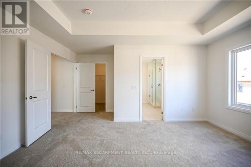 377 Provident Way, Hamilton, ON - Indoor Photo Showing Other Room