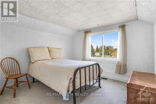 1601 Landry Road, Clarence-Rockland, ON - Indoor Photo Showing Bedroom