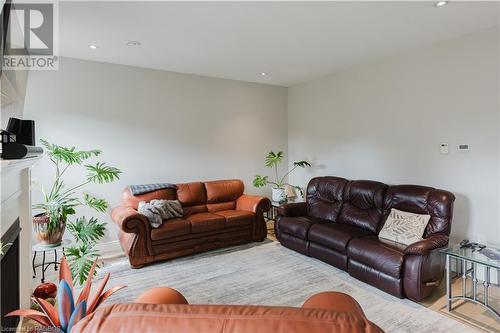 1050 Waterloo Street Unit# 3, Saugeen Shores, ON - Indoor Photo Showing Living Room