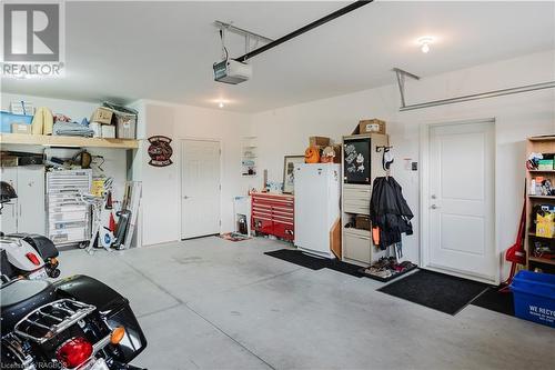 1050 Waterloo Street Unit# 3, Saugeen Shores, ON - Indoor Photo Showing Garage