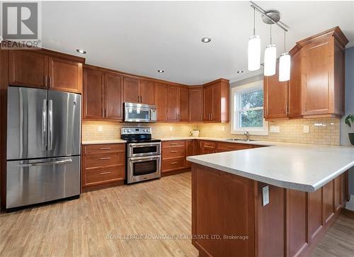 3 Clyde Street, Perth, ON - Indoor Photo Showing Kitchen With Stainless Steel Kitchen