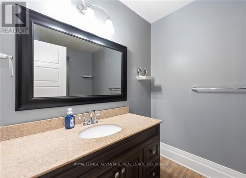 3 Clyde Street, Perth, ON - Indoor Photo Showing Bathroom