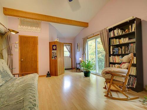 Family room - 1224 Ch. D'Entrelacs, Sainte-Marguerite-Du-Lac-Masson, QC - Indoor Photo Showing Bedroom